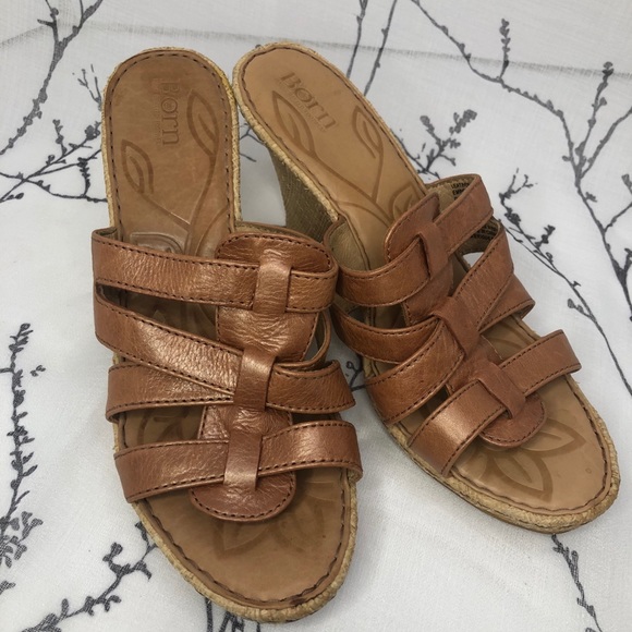 Born Leather Strap Wedge Sandles - Picture 2 of 11